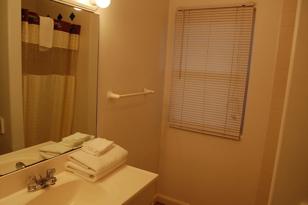 Point 1 Resort & Motel Westerly Εξωτερικό φωτογραφία